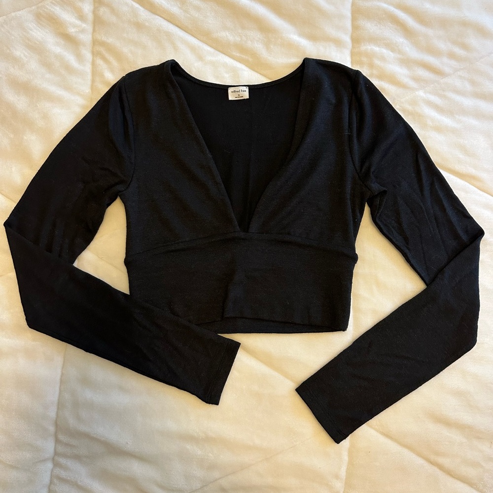 Aritzia top